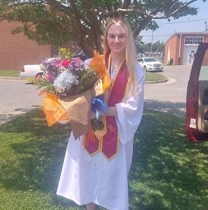 Meet your Posher, Suzanne